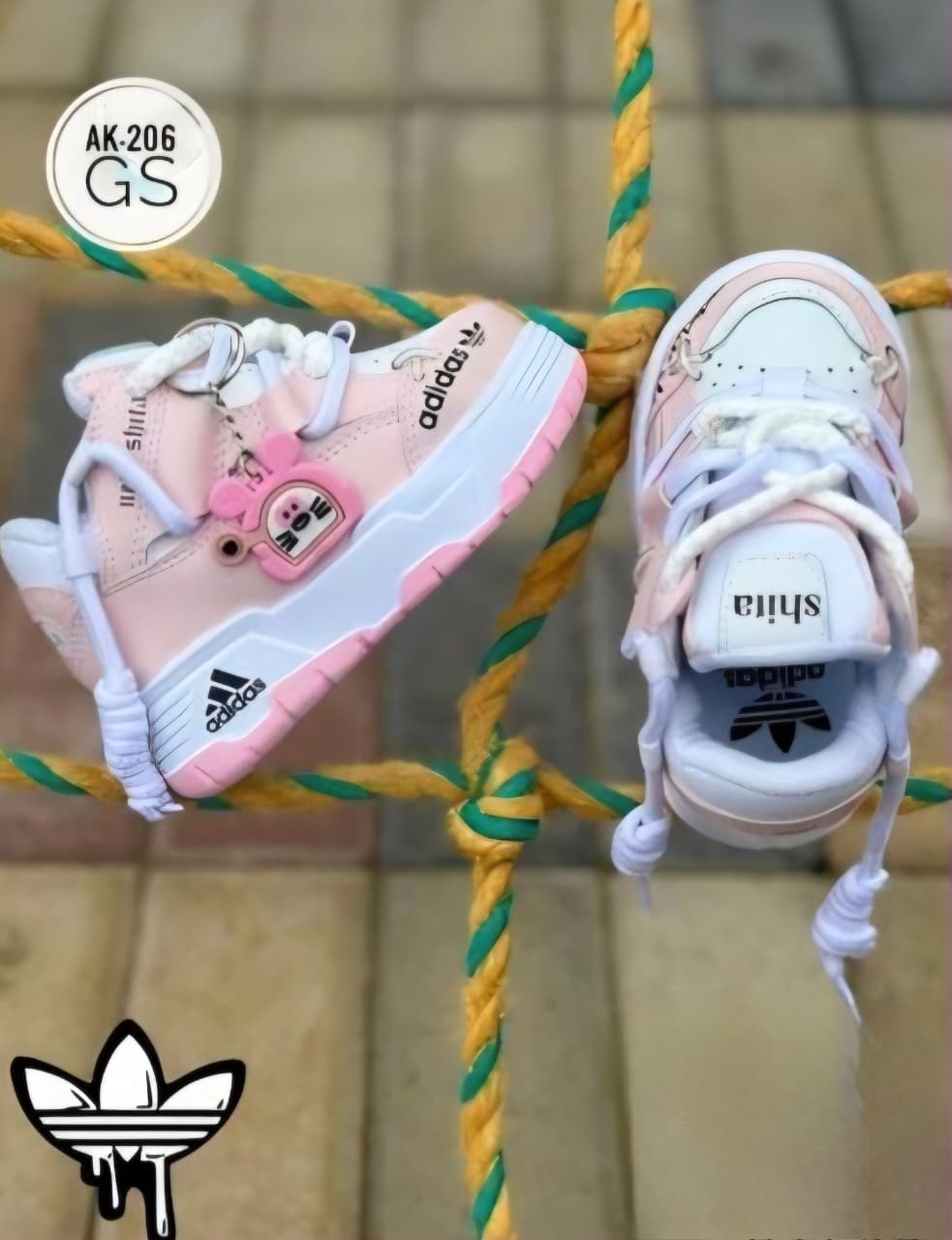 Tenis Adidas Shita